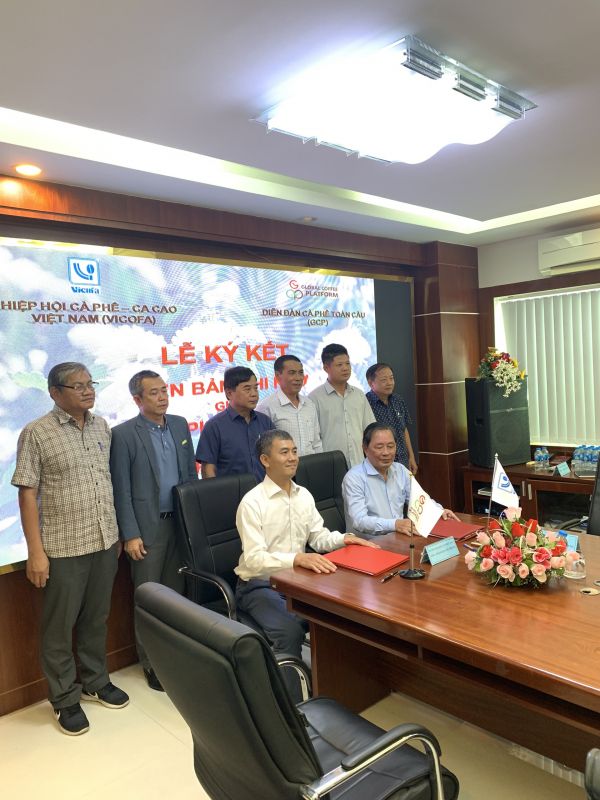 LỄ KÝ KẾT BIÊN BẢN GHI NHỚ GIỮA HIỆP HỘI CÀ PHÊ – CA CAO VIỆT NAM (VICOFA) VÀ DIỄN ĐÀN CÀ PHÊ TOÀN CẦU (GCP)