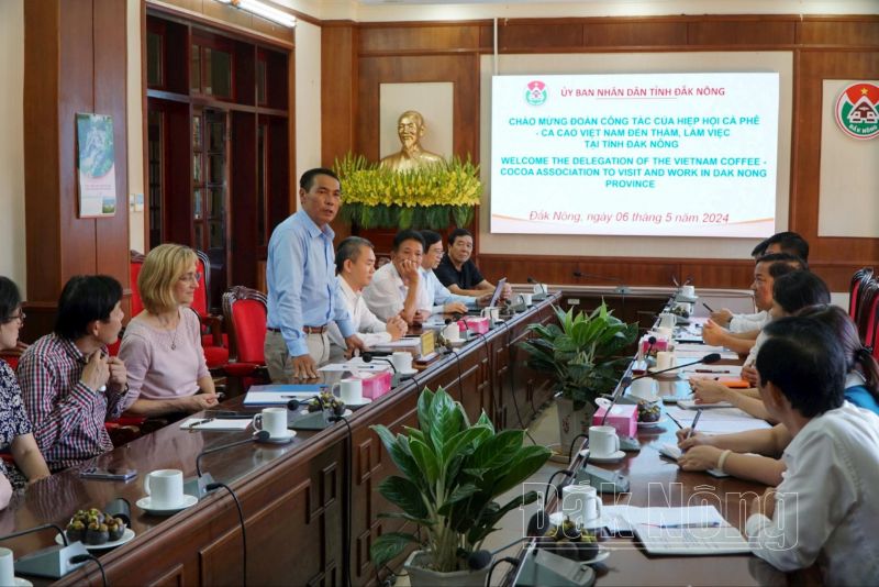 Đắk Nông làm việc với Hiệp hội Cà phê - Ca cao Việt Nam