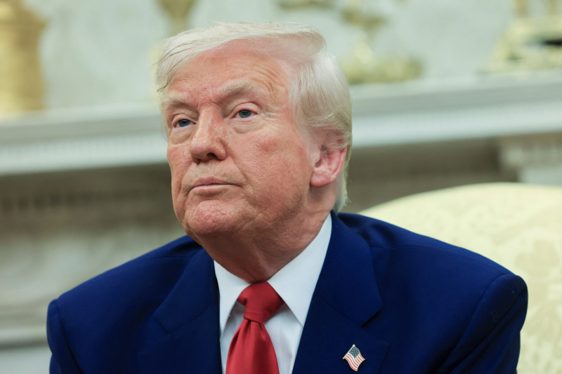 NÓNG: Ông Trump áp thuế Trung Quốc 125%, hoãn áp thuế 90 ngày hơn 75 nước 'không trả đũa'