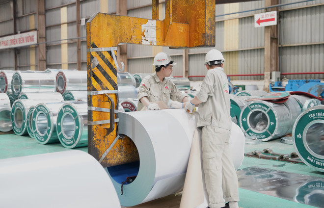 Nhóm công nghiệp chế biến dẫn dắt tăng trưởng, xuất khẩu thu về hơn 180 tỷ USD