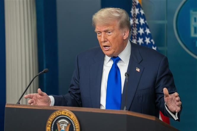 Hạn chót áp thuế của Tổng thống Trump cận kề, các nước phản ứng ra sao?