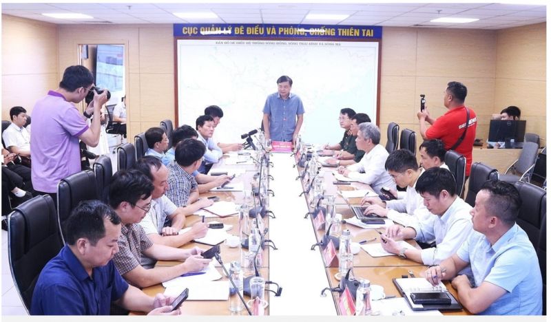 Bão Bualoi rất mạnh, đi nhanh gấp đôi các cơn bão khác