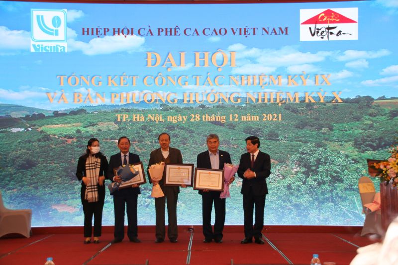 Đại hội tổng kết Nhiệm kỳ IX (2017 – 2020) và bàn phương hướng công tác Nhiệm kỳ X (2021 – 2024) của Hiệp hội Cà phê Ca cao Việt Nam (VICOFA)
